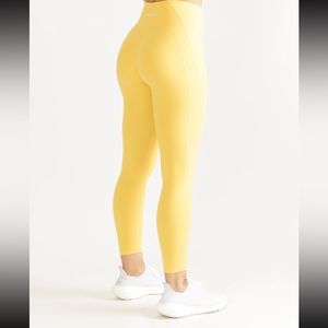 Alphalete Pulse Leggings